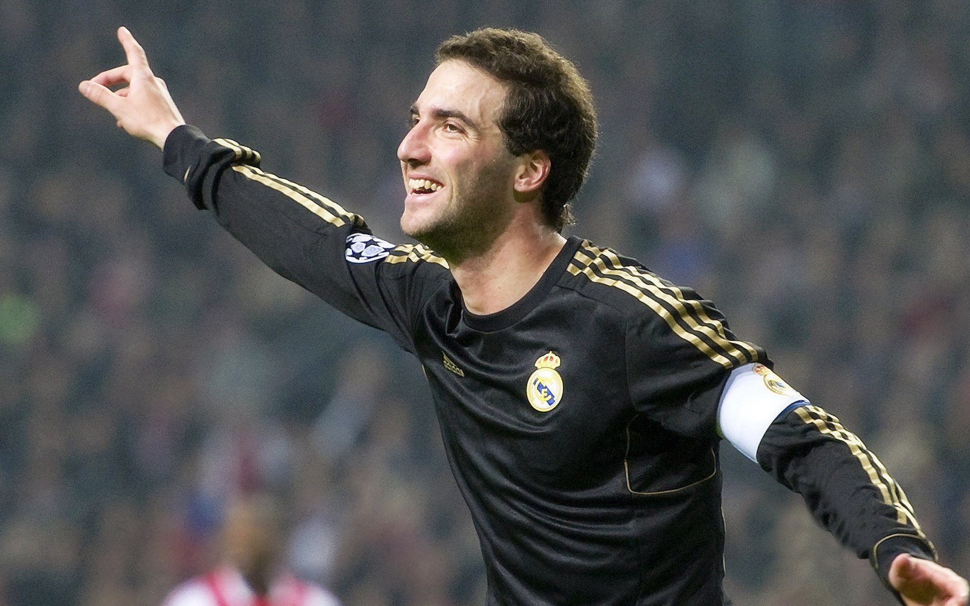 爱游戏 电竞-电竞赛事多平台联动效果显著，电竞联赛运营模式