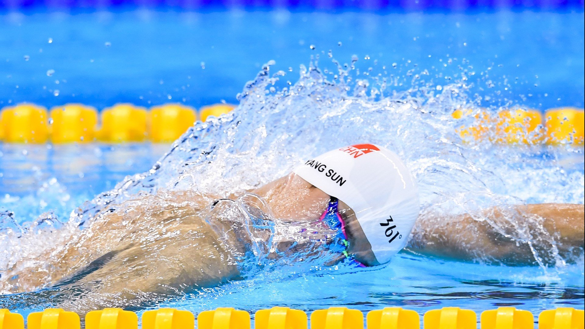 爱游戏体育（AYX）官方APP下载-凯特·道格拉斯决赛亮点频现，凯蒂·道格拉斯多高